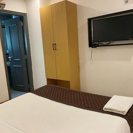 Qotel Hotel Ip Residency East Delhi Preet Vihar 뉴델리 외부 사진