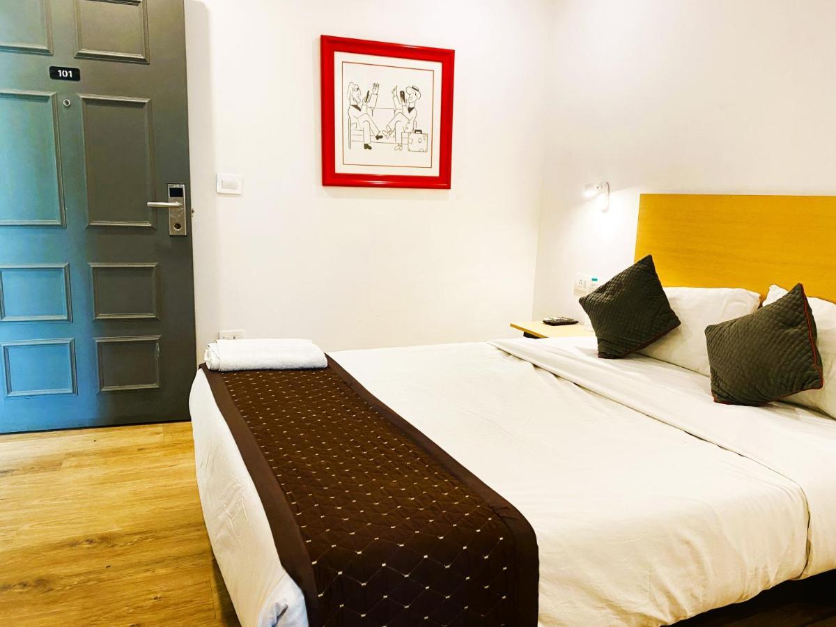 Qotel Hotel Ip Residency East Delhi Preet Vihar 뉴델리 외부 사진