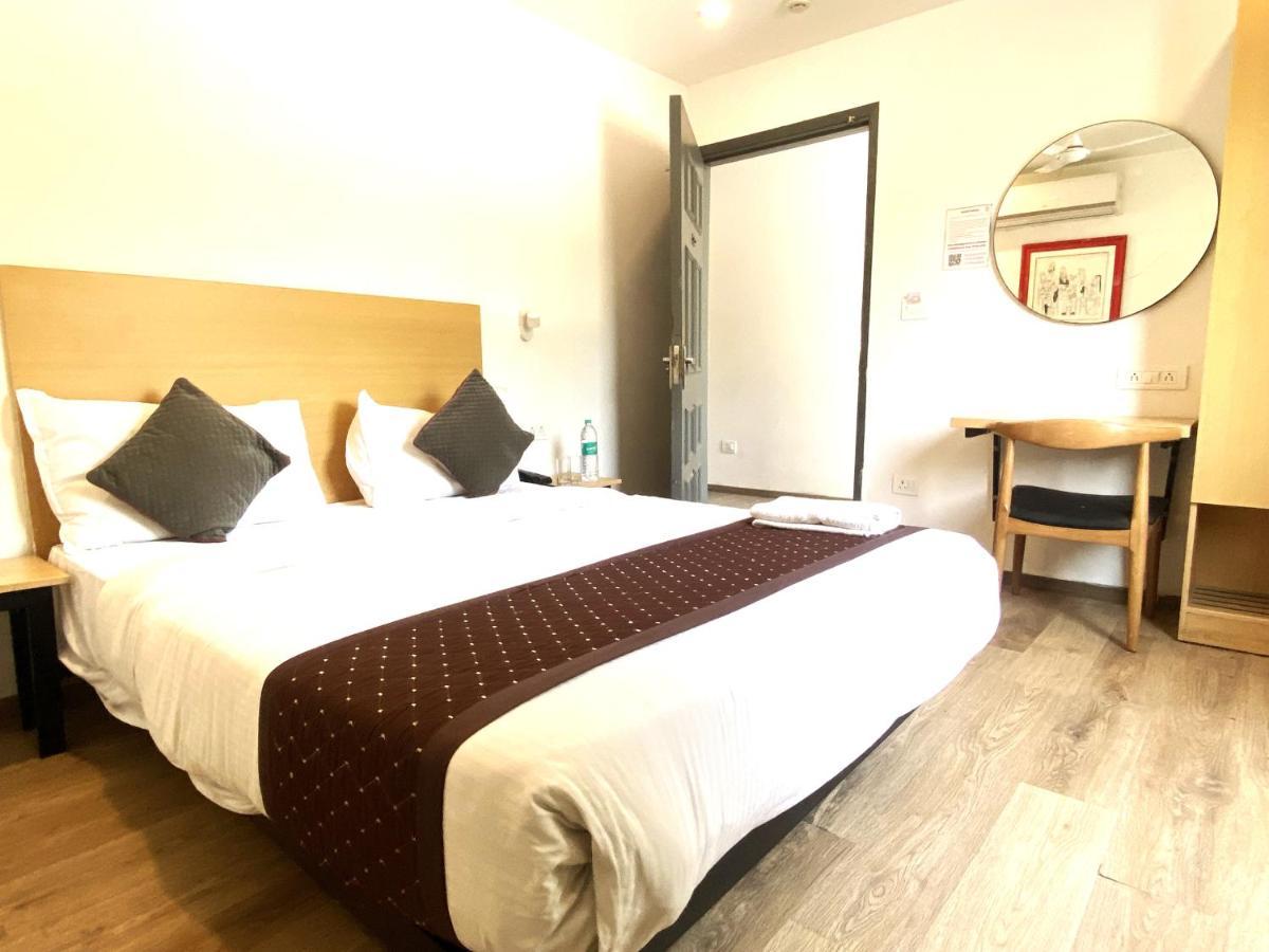 Qotel Hotel Ip Residency East Delhi Preet Vihar 뉴델리 외부 사진