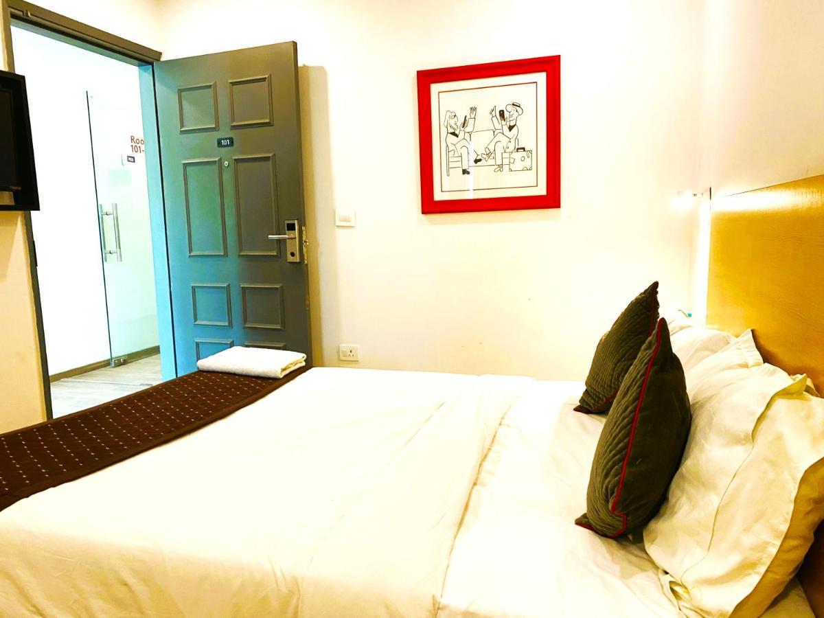 Qotel Hotel Ip Residency East Delhi Preet Vihar 뉴델리 외부 사진